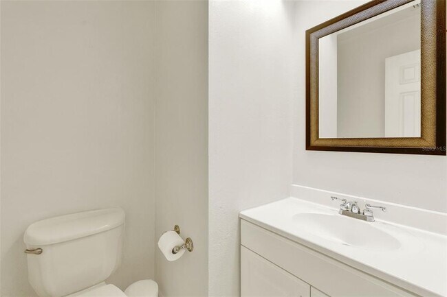 Building Photo - 3267 Forest Oaks Ct