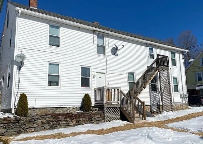 Building Photo - 12-14 Church St