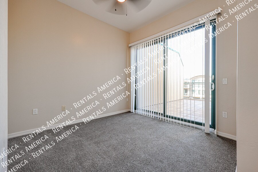 Building Photo - 16 W Encanto Blvd