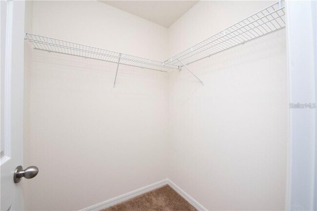 Building Photo - 2400 Avian Loop