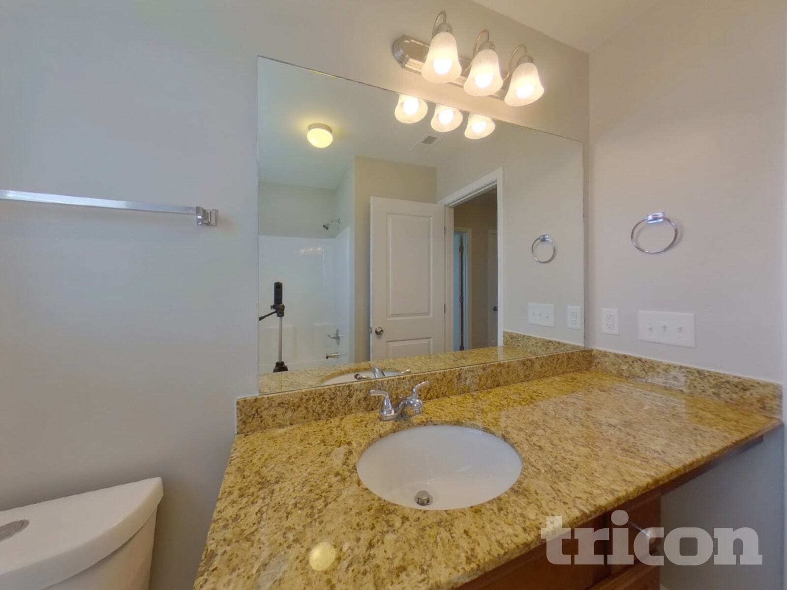 Building Photo - 831 Dovefield Ln