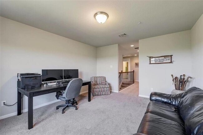Building Photo - 2304 S Lakeline Blvd