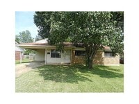 Building Photo - 3205 Bistineau Dr