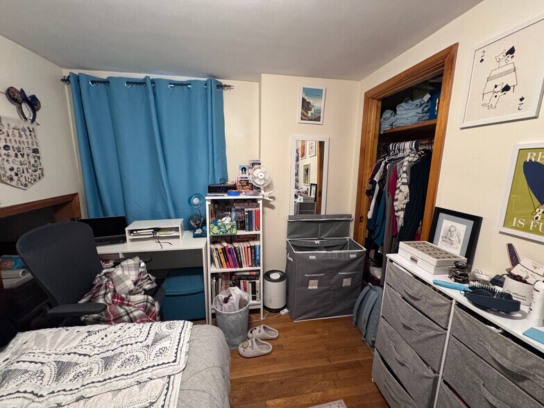 Building Photo - 551 Washington St