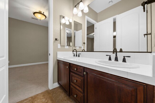 Building Photo - 2776 Liberation Dr