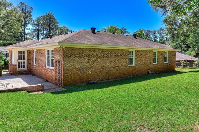 Building Photo - 2705 Bolling Rd