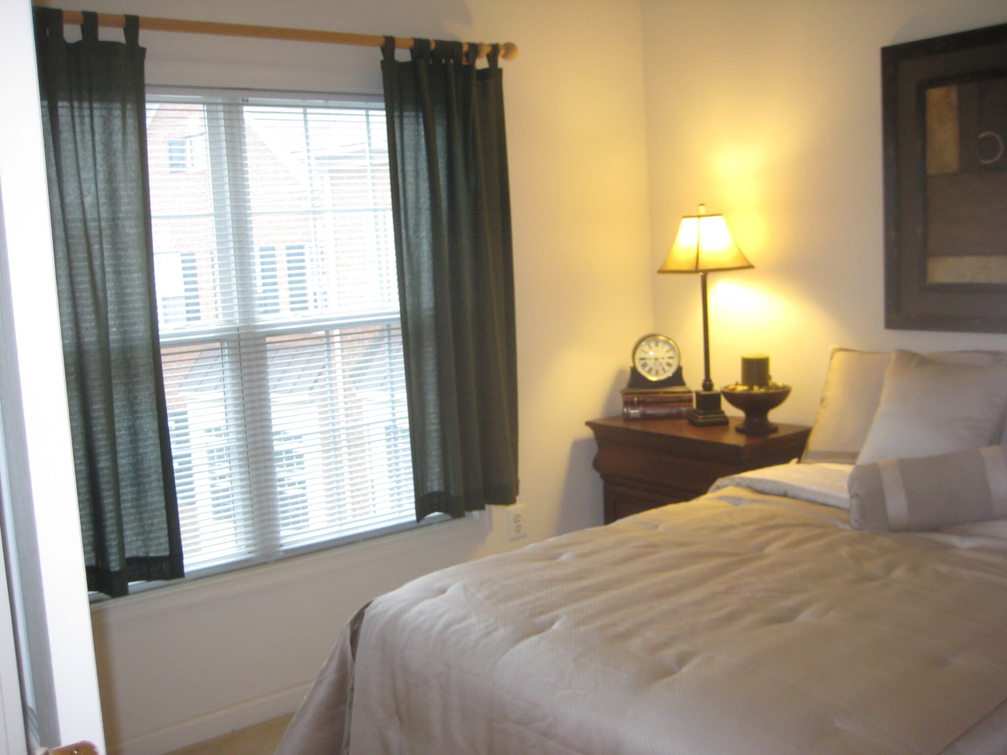 Building Photo - 417 Clayton Ln