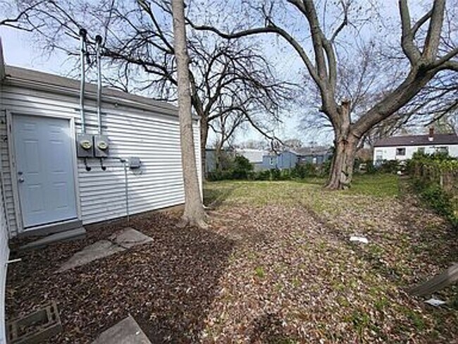 Building Photo - 6156 Jackson Ave