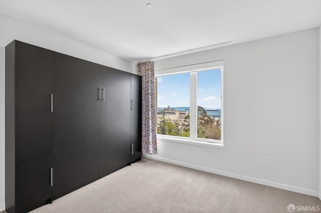 Building Photo - 52 Innes Ct