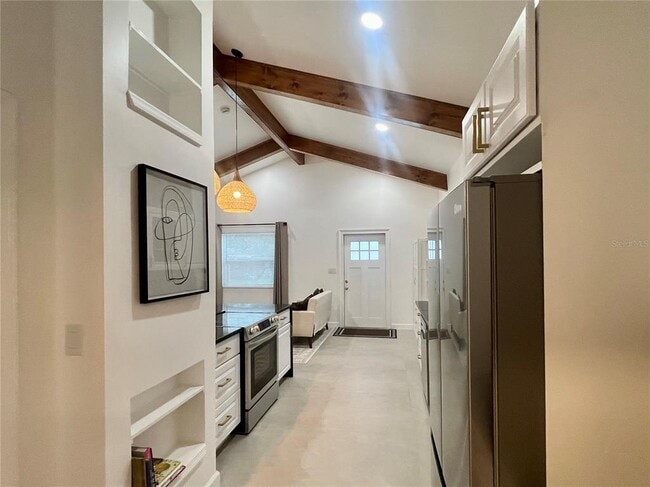 Building Photo - 1230 Essex Dr N