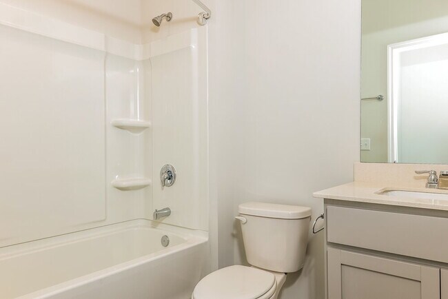 Building Photo - 621 Samuel Lee Ln