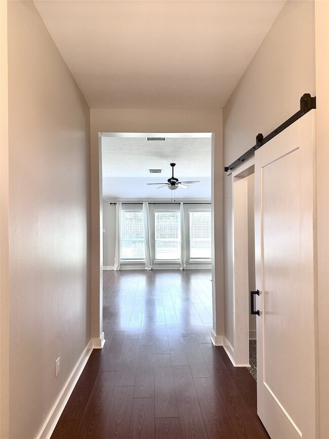 Building Photo - 3126 Ivy Bend Dr