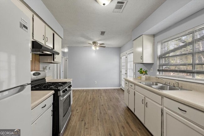 Building Photo - 8877 Burnham Way