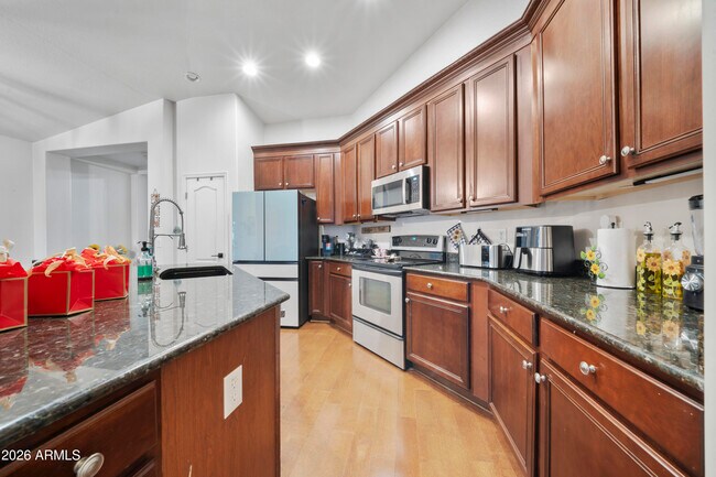 Building Photo - 17239 W Ironwood St