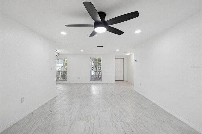 Building Photo - 3513 Landale Dr