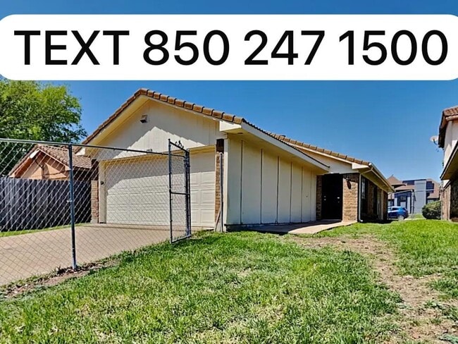 Building Photo - 1119 Sandalwood Ln