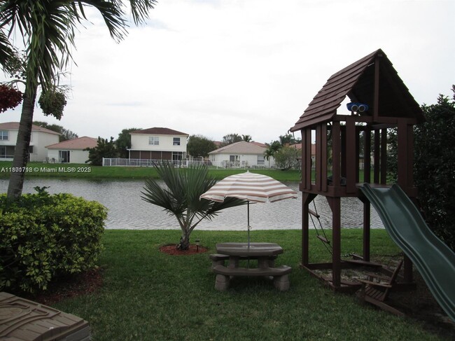Building Photo - 6597 Country Winds Cove