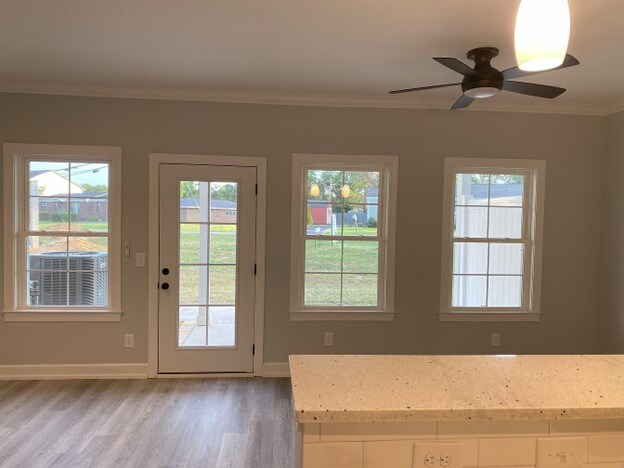 Building Photo - 102 Maple Vw Dr