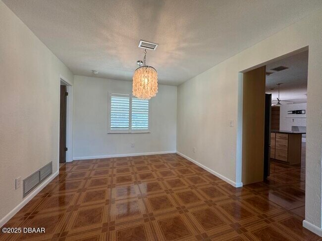 Building Photo - 4350 Candlewood Ln