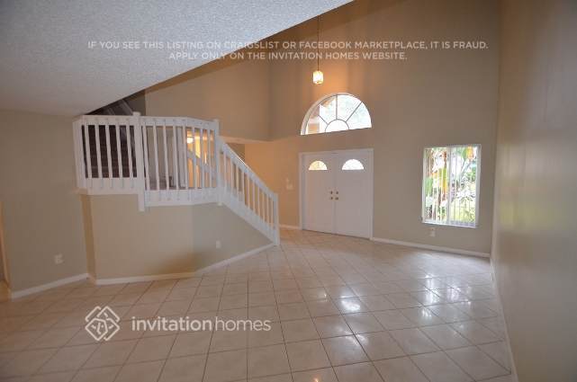 Building Photo - 930 SW 88th Terrace