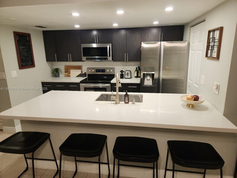 Primary Photo - 12325 NW 11th Ct