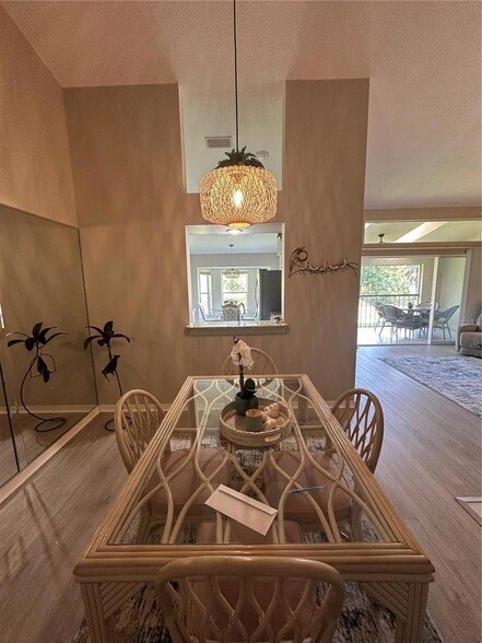 Building Photo - 6713 Stone River Rd