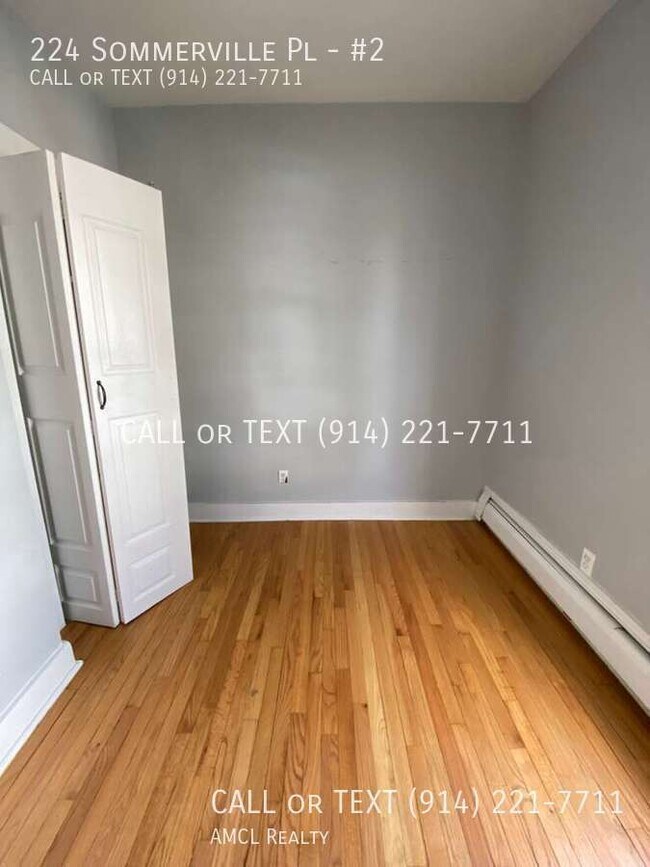 Building Photo - 224 Sommerville Pl