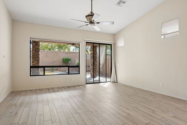 Building Photo - 2763 N Raven