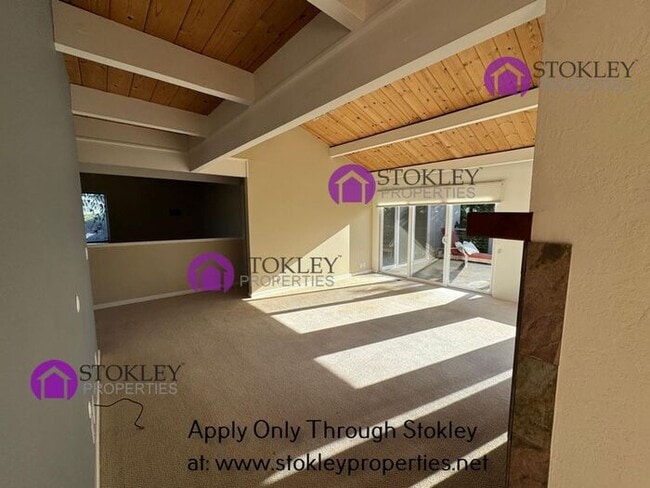 Building Photo - 155 Farallon Ct