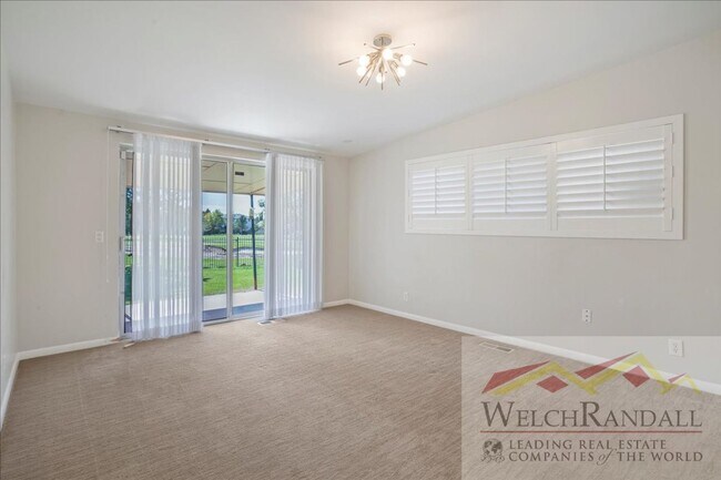 Building Photo - Beautifully Updated Single Family Home in ...