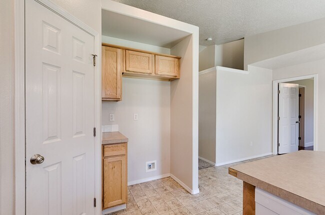 Building Photo - Beautiful Meridian home