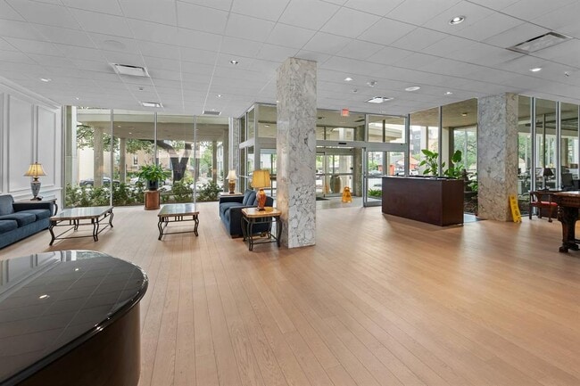 Building Photo - 1801 Lavaca St