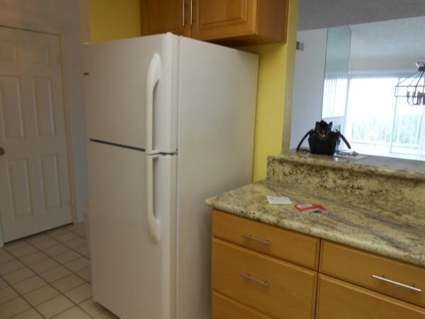 Building Photo - Beautiful remodeled 1 Bed one Bath in  Nor...