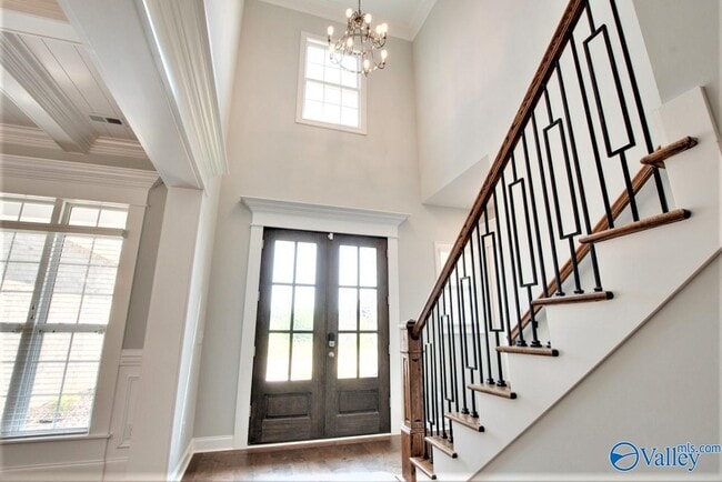 Building Photo - 330 Merrydale Dr