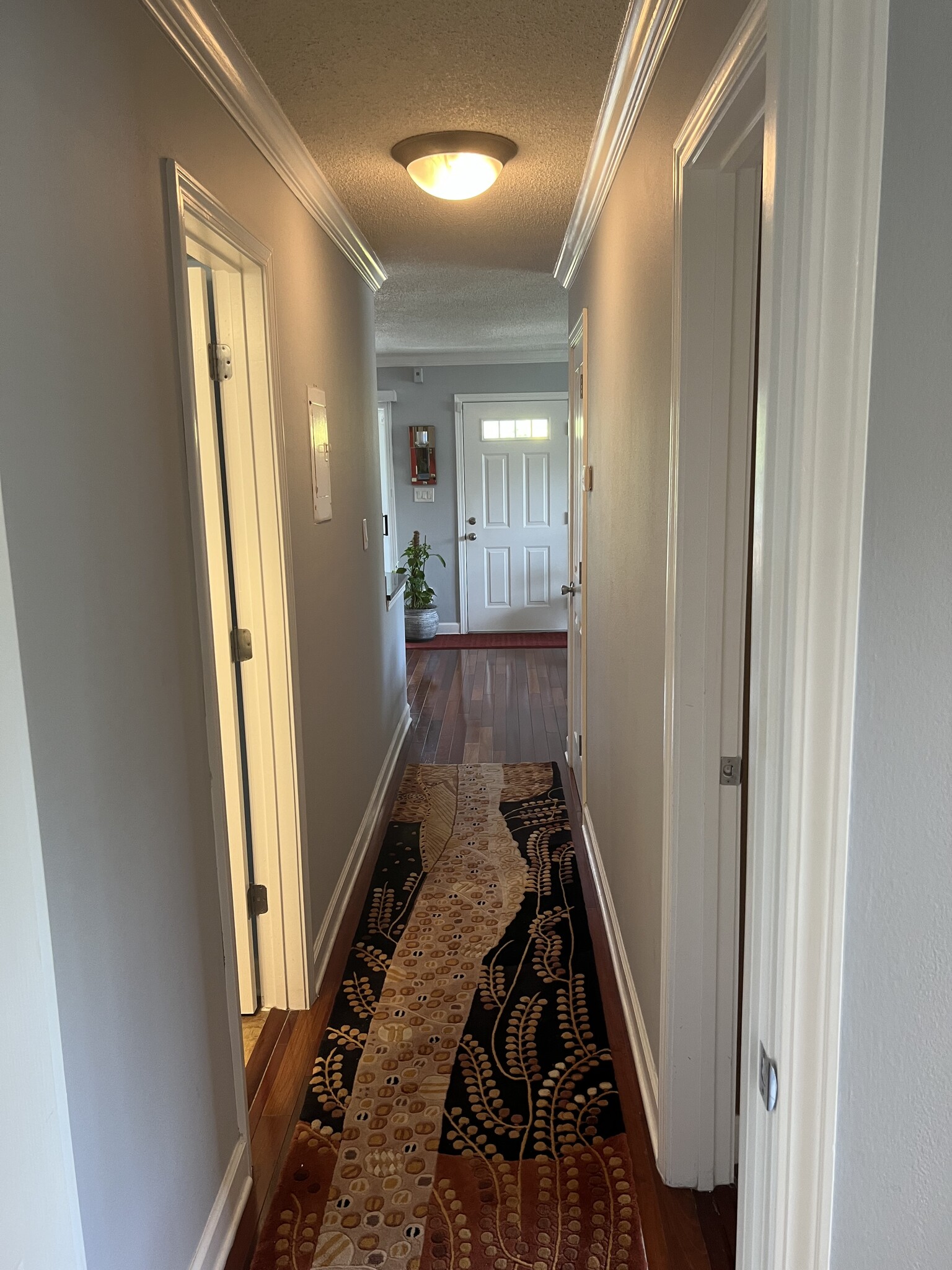 Hallway - 4872 Conway Rd