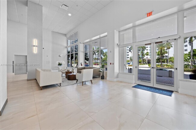 Building Photo - 3000 S Ocean Dr