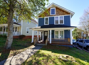 Building Photo - 925 Walker Ave