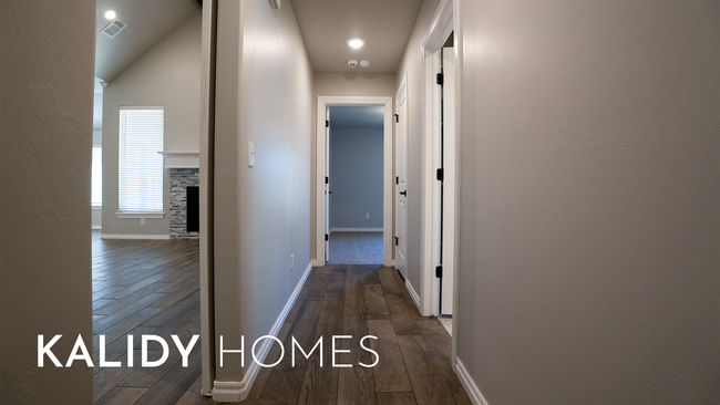 Building Photo - 801 Red River Dr