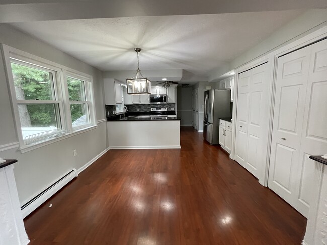 Dining Area - 7A Pelican Cir