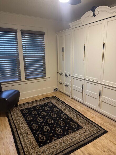 Office with trundle bed - 1540 N 10th St