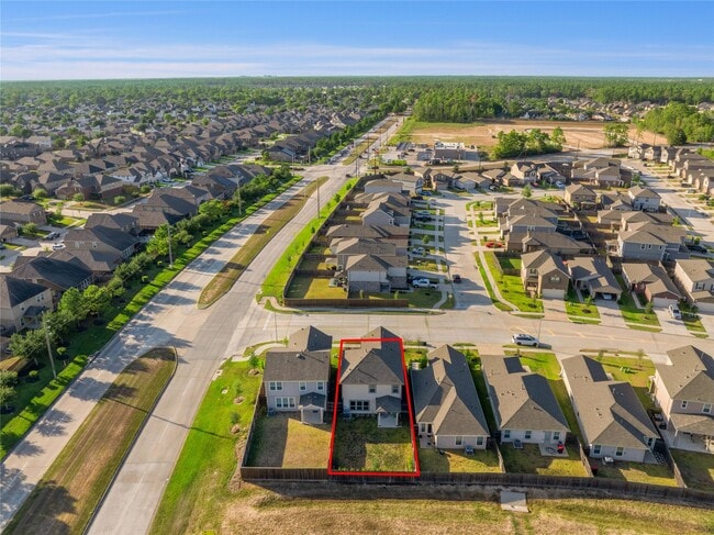 Building Photo - 3306 Forest Dr