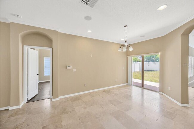 Building Photo - 1833 Mira Lago Cir