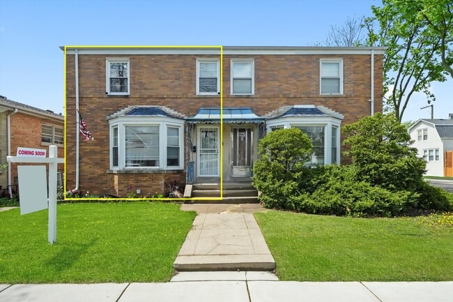 Building Photo - 3456 N Oak Park Ave