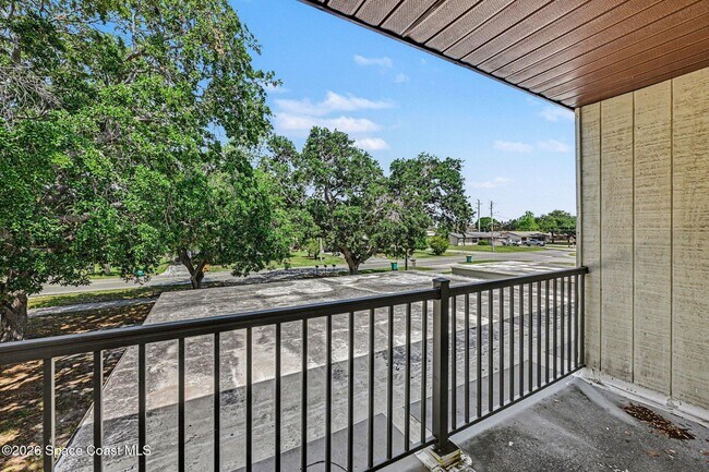 Building Photo - 2173 Stewart Rd