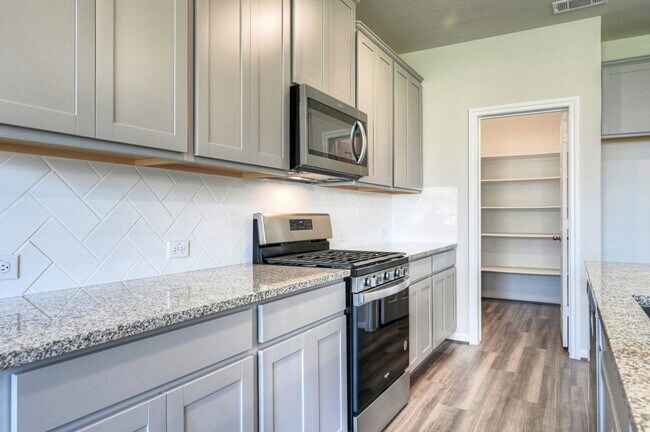 Building Photo - Blue Abbot Drive, Fresno, TX 77545 - 4 BR 2.5 BA single-family home