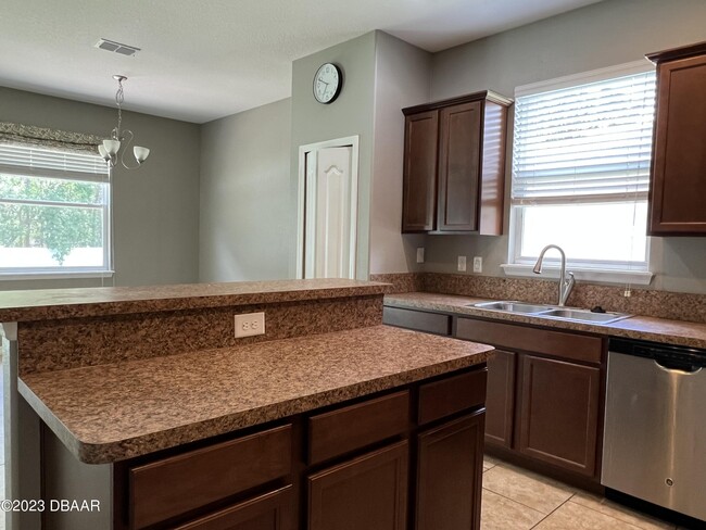 Building Photo - 5266 Plantation Home Way