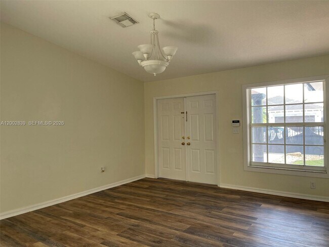 Building Photo - 15873 SW 43rd St