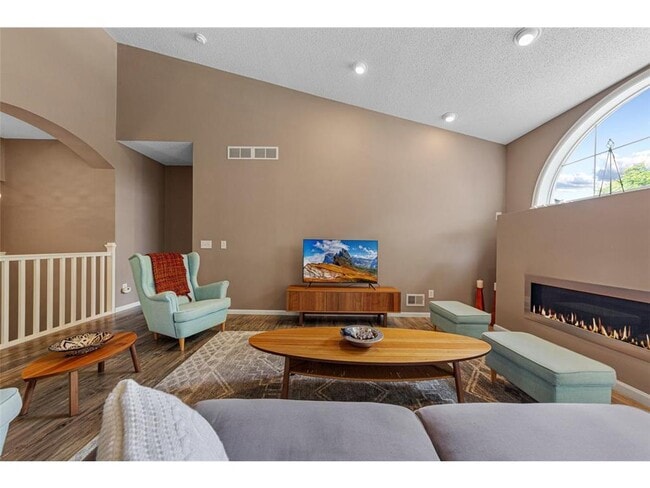 Building Photo - 1128 Shumway Ct