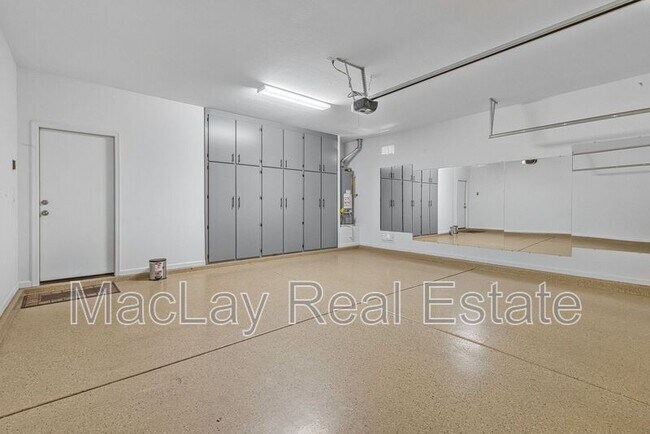 Building Photo - 3263 S Miller Dr