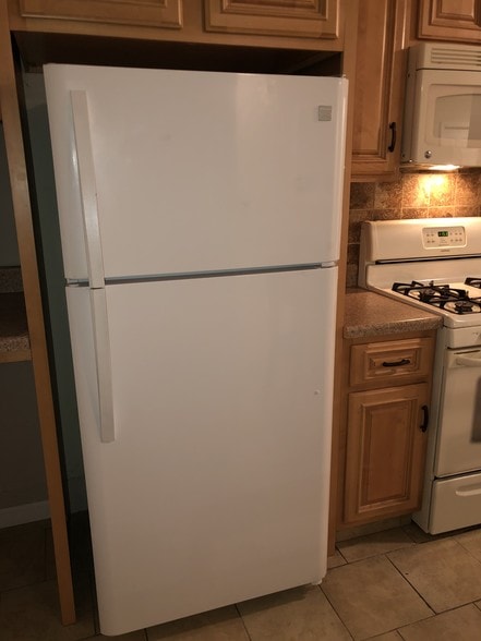 Building Photo - 272 Cleveland Ave